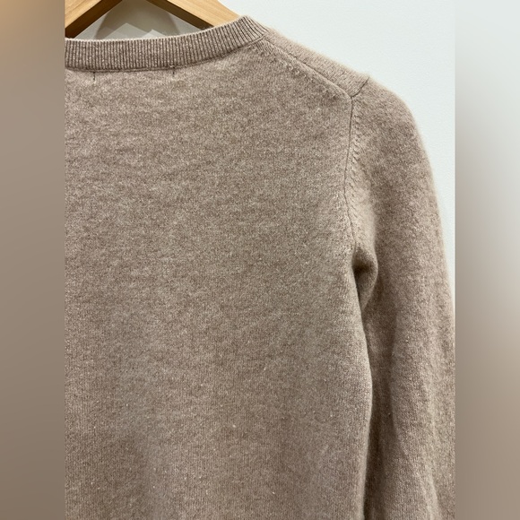Quince Mongolian Cashmere Crewneck Sweater - Size XS - Color: Oatmeal - Picture 4 of 5